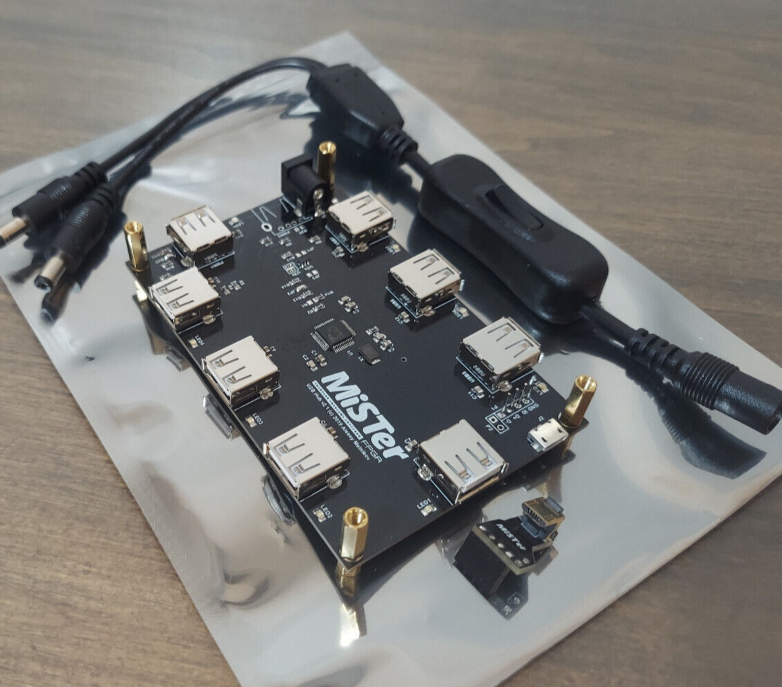 MiSTer FPGA 7 Port USB HUB V2.1 Black w/ Bridge Board and Power Splitter Cable