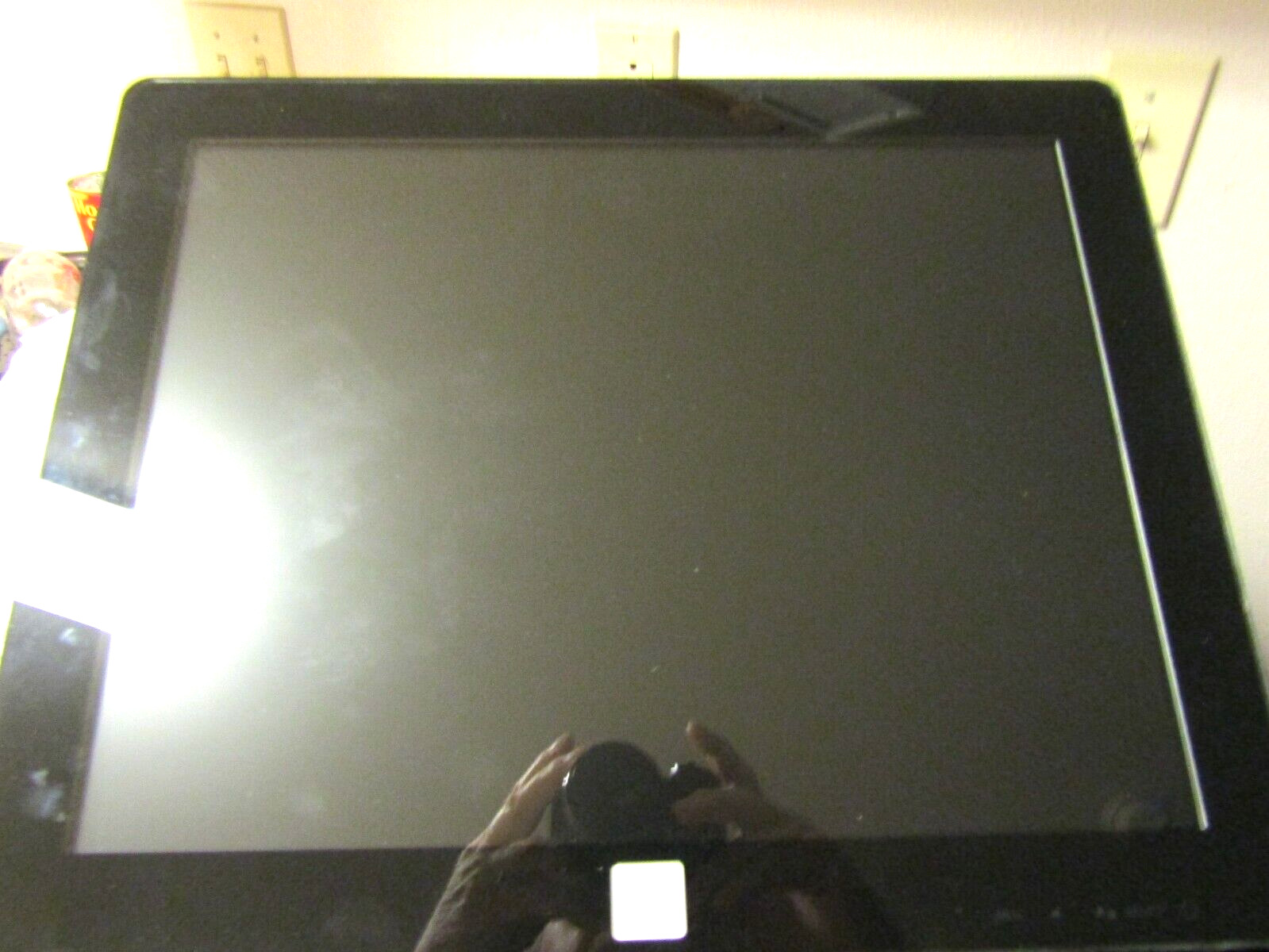 Elo E829550 15In. 16:9 Touchscreen LCD Monitor - Black ET1517L-8CWB-O-BL-ZB-G