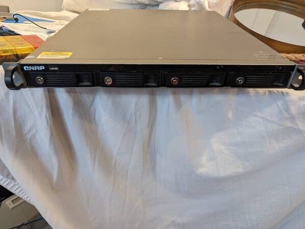 rack mount Qnap TS-469U-RP High-performance 4-bay NAS server