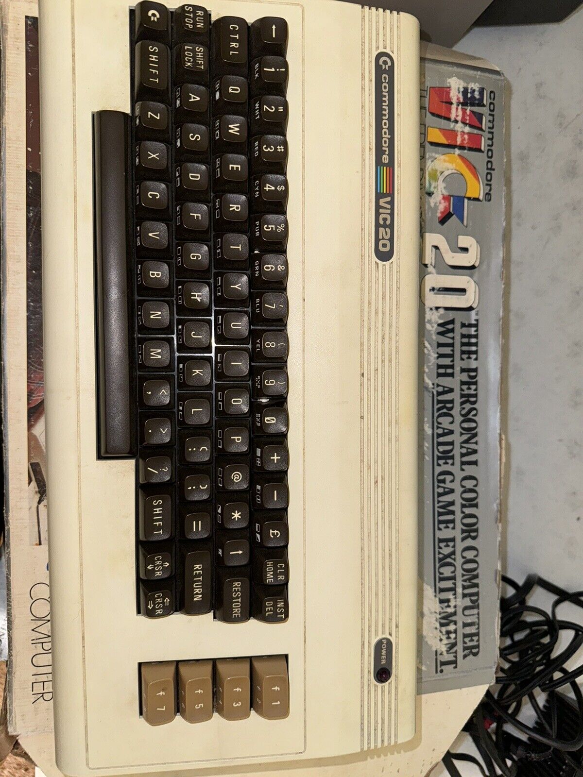 Commodore VIC-20 Computer In Original Box TESTED