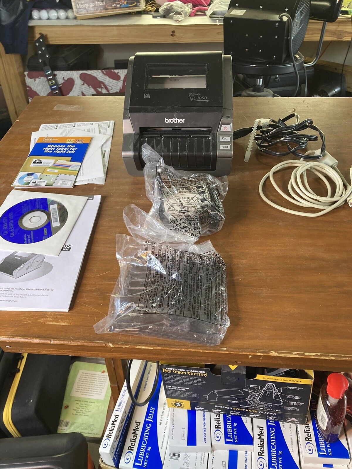 Brother QL-1050 Wide Format PC label Printer With Cables And New Roll Of Labels