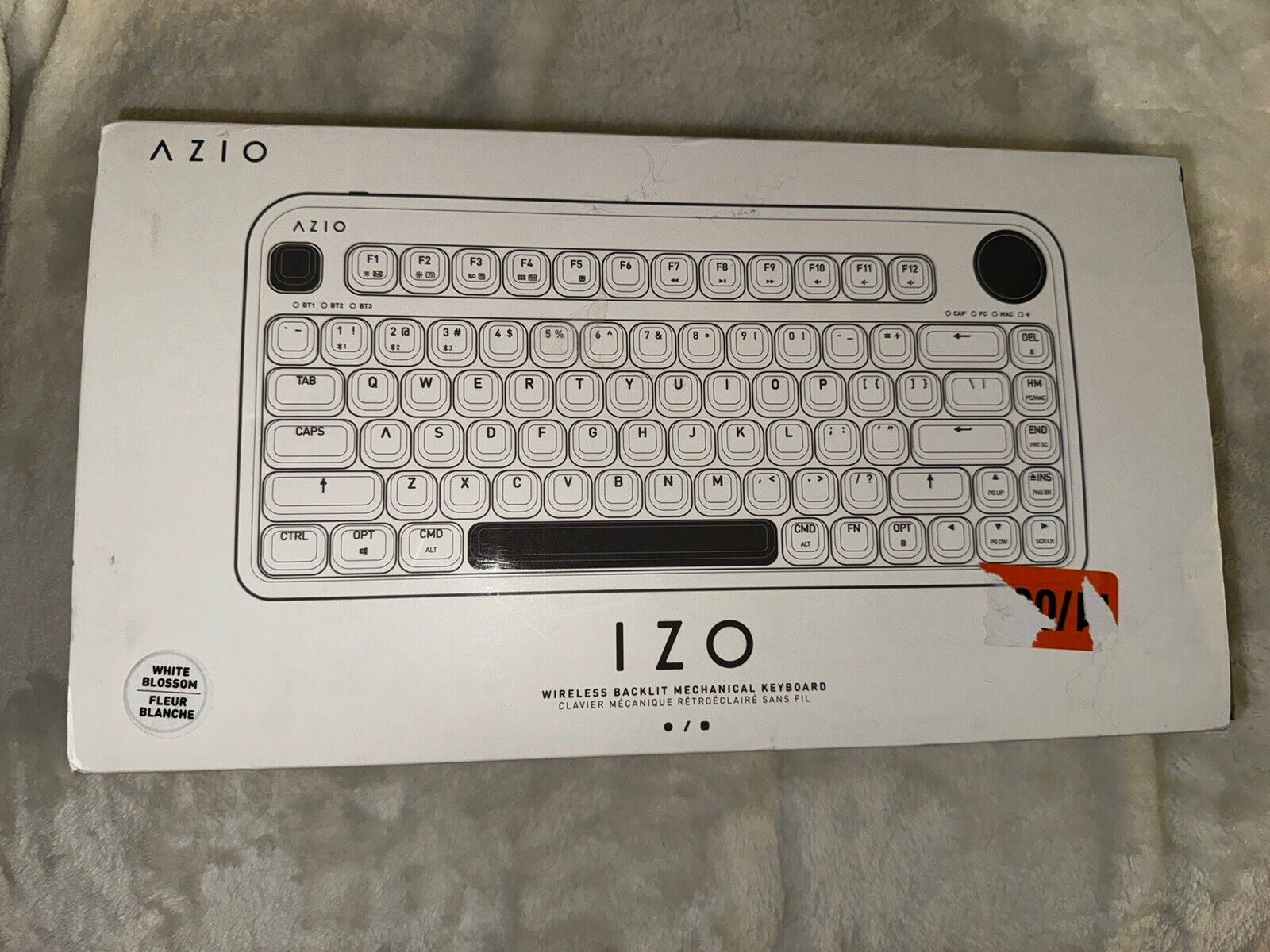 Azio IZO White Blossom Backlit Wireless Mechanical Keyboard Slightly Used Read