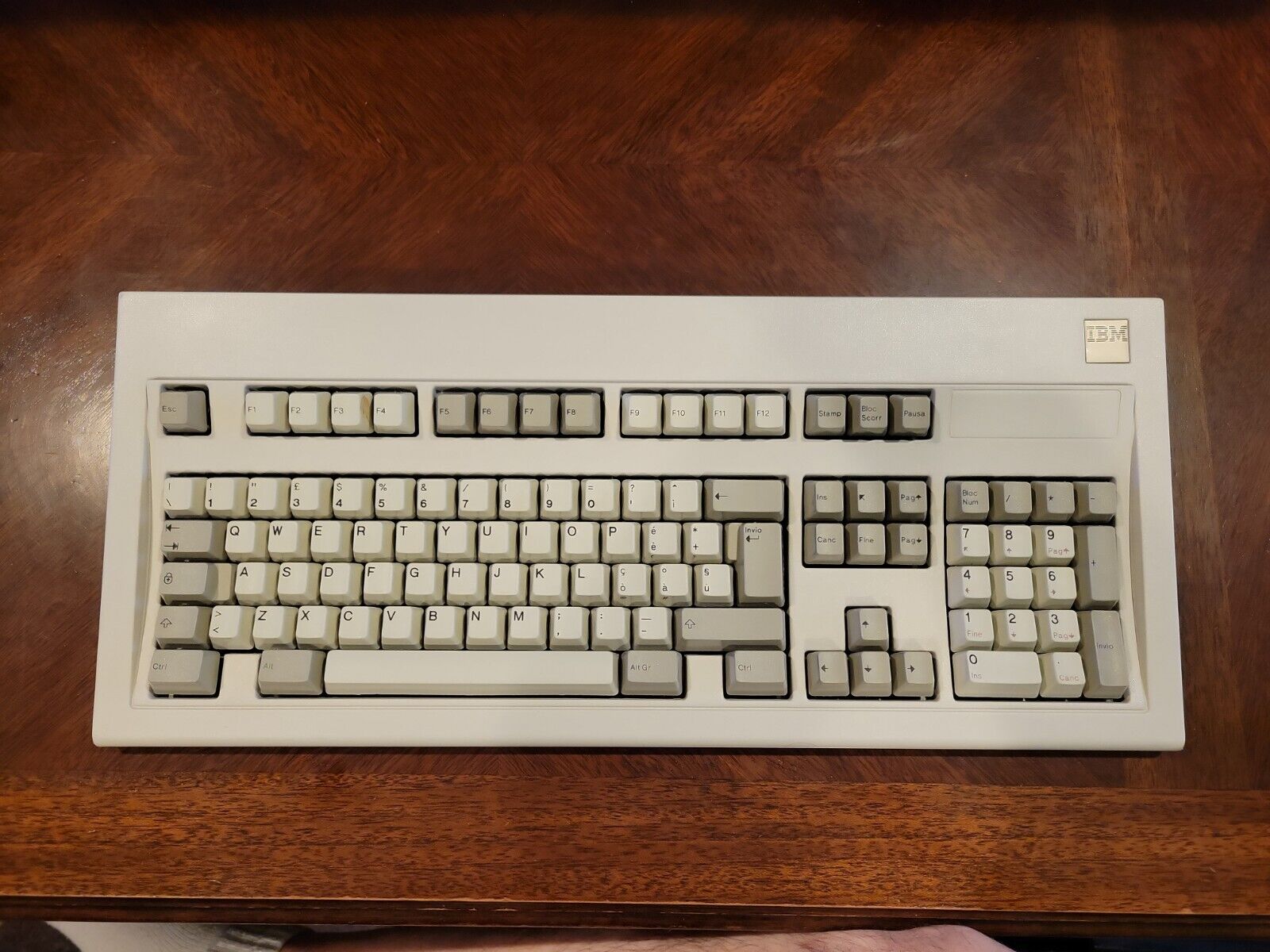 Vintage IBM XT (Silver Label) Feb 26, 1987, Model M Clicky Keyboard P/N 1390150