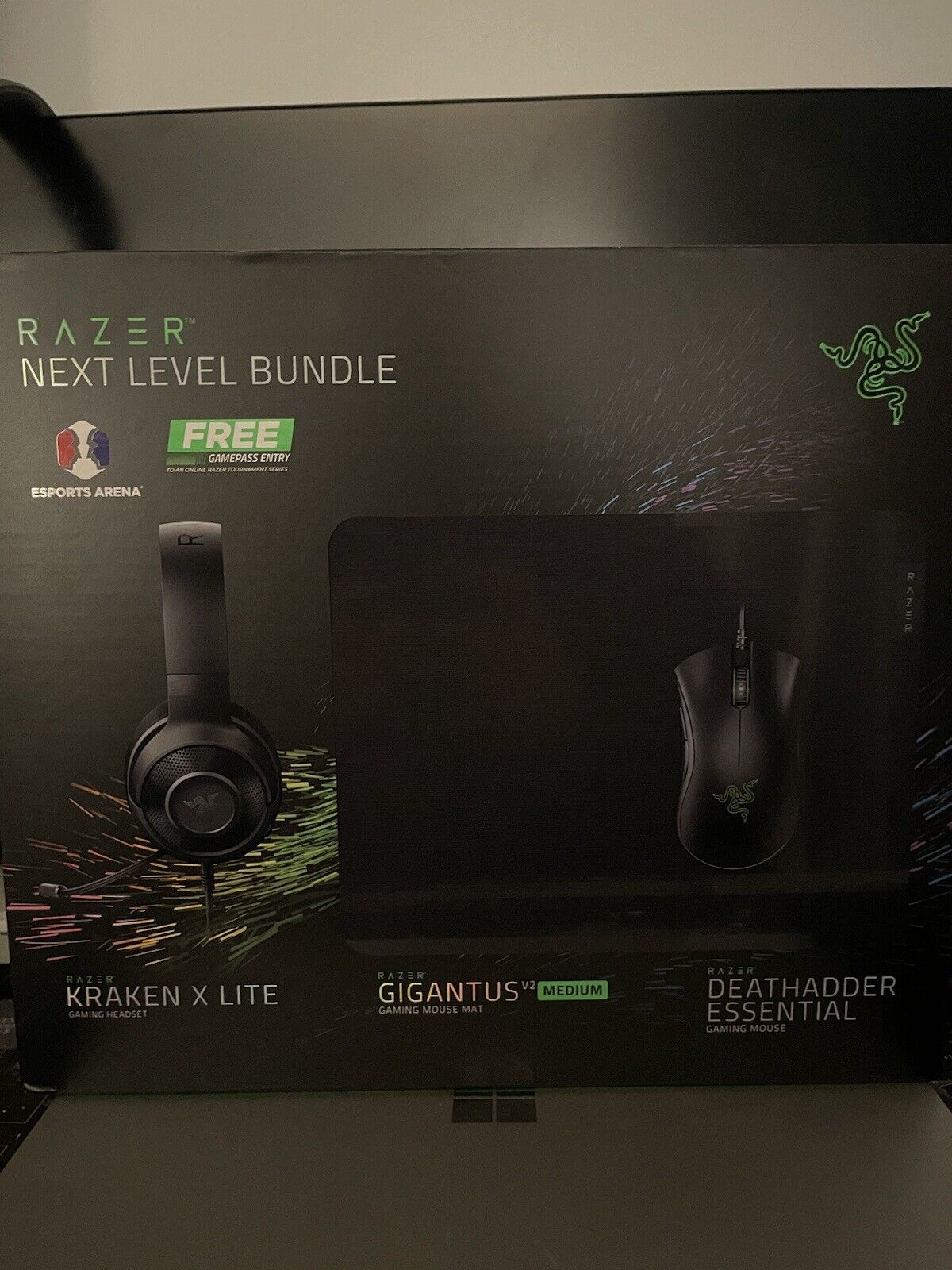Razer Next Level Gaming Bundle - Kraken X Lite Wired Headset, DeathAdder Essenti