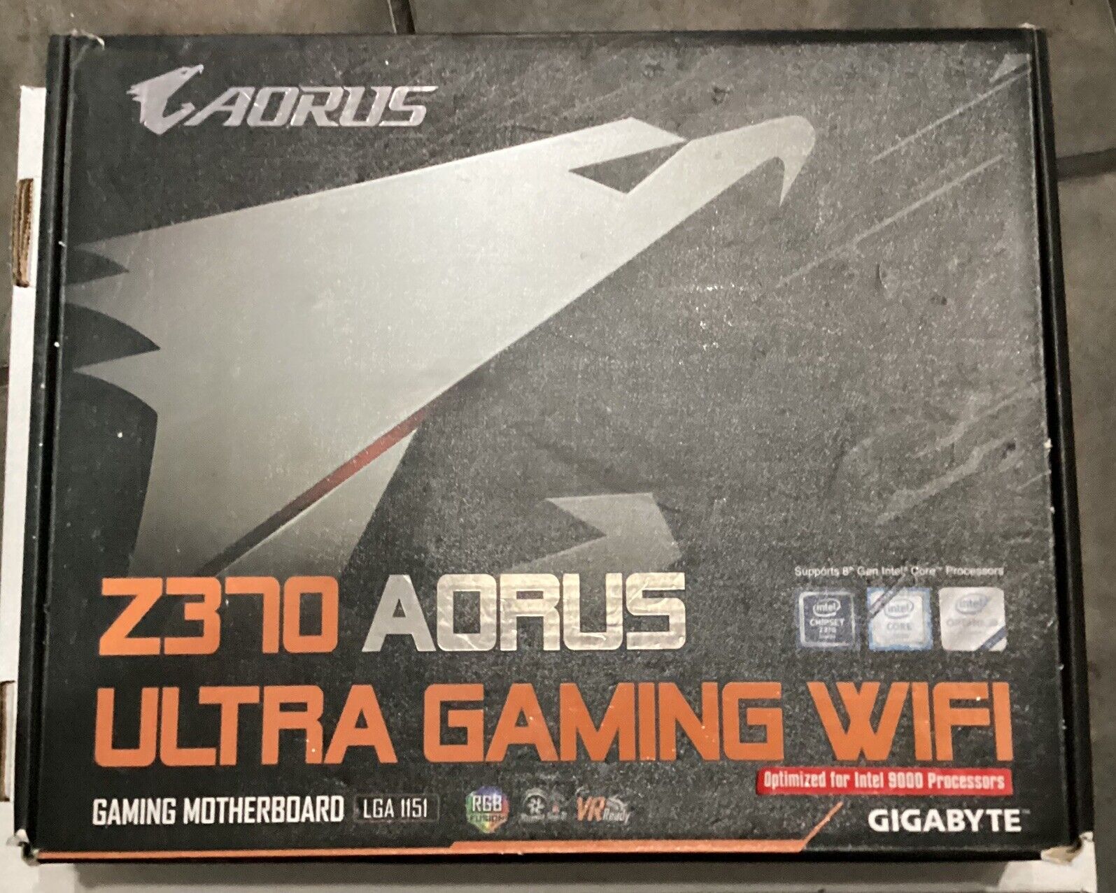Motherboard Z370 Aorus Ultra Gaming, I7 8700k, 4Gb RAM FOR PARTS M2