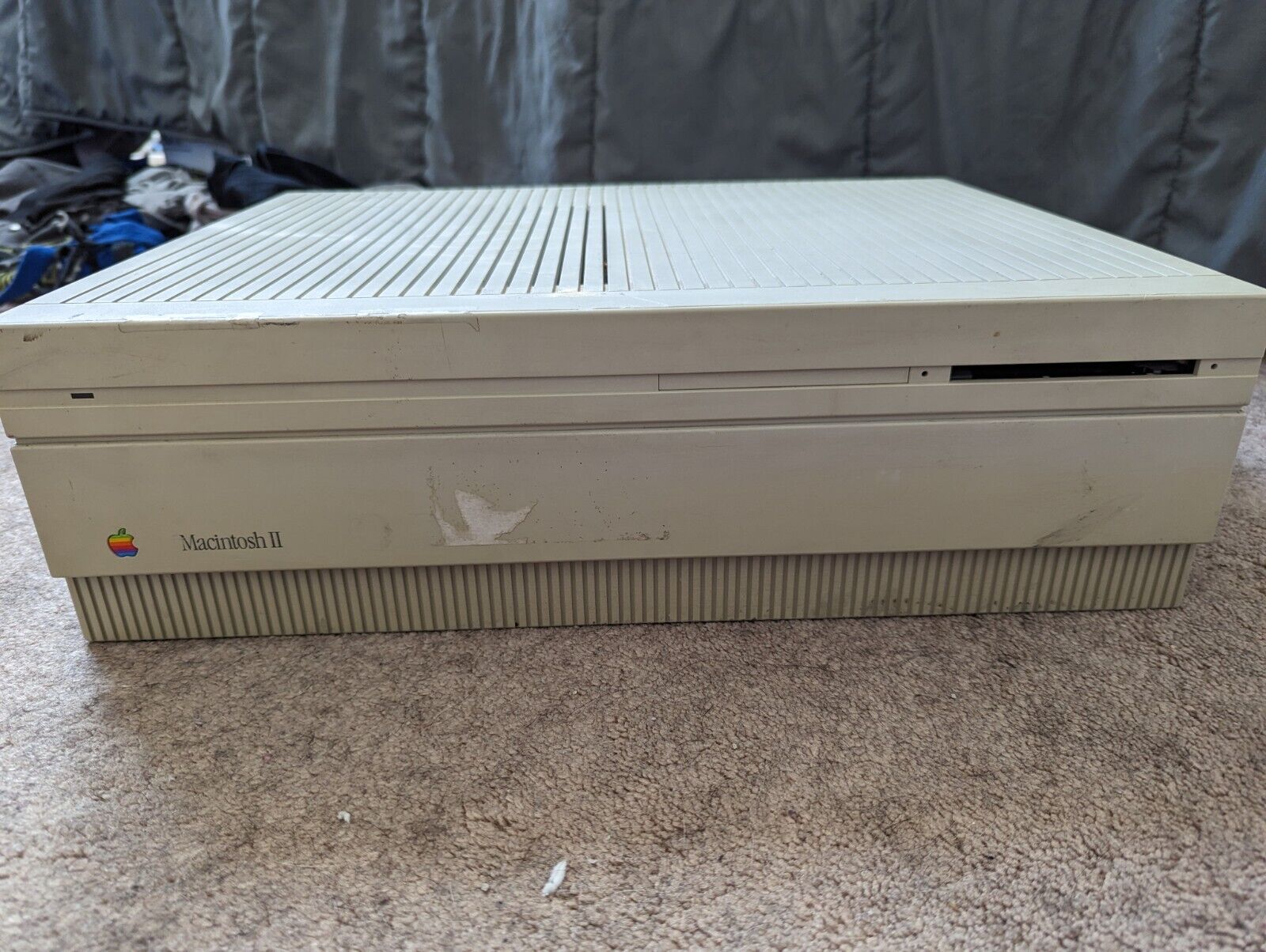 Vintage Apple Macintosh II M5000 Computer - UNTESTED for PARTS AND REPAIR