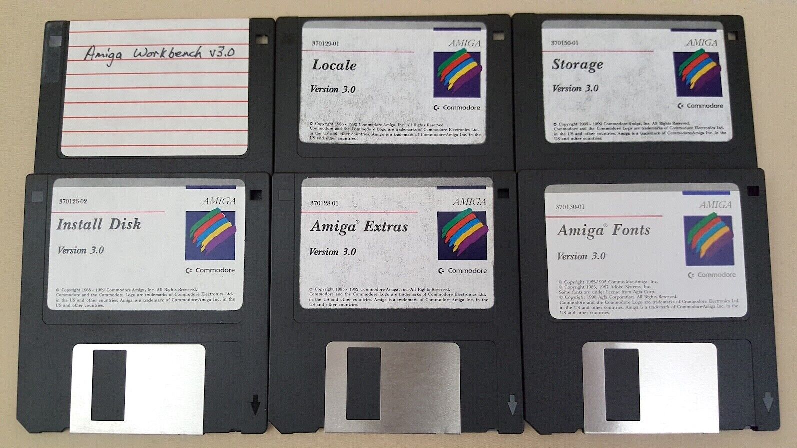 Amiga OS Operating System Install Disks v3.0 for Commodore Amiga - 1200 4000 Blk