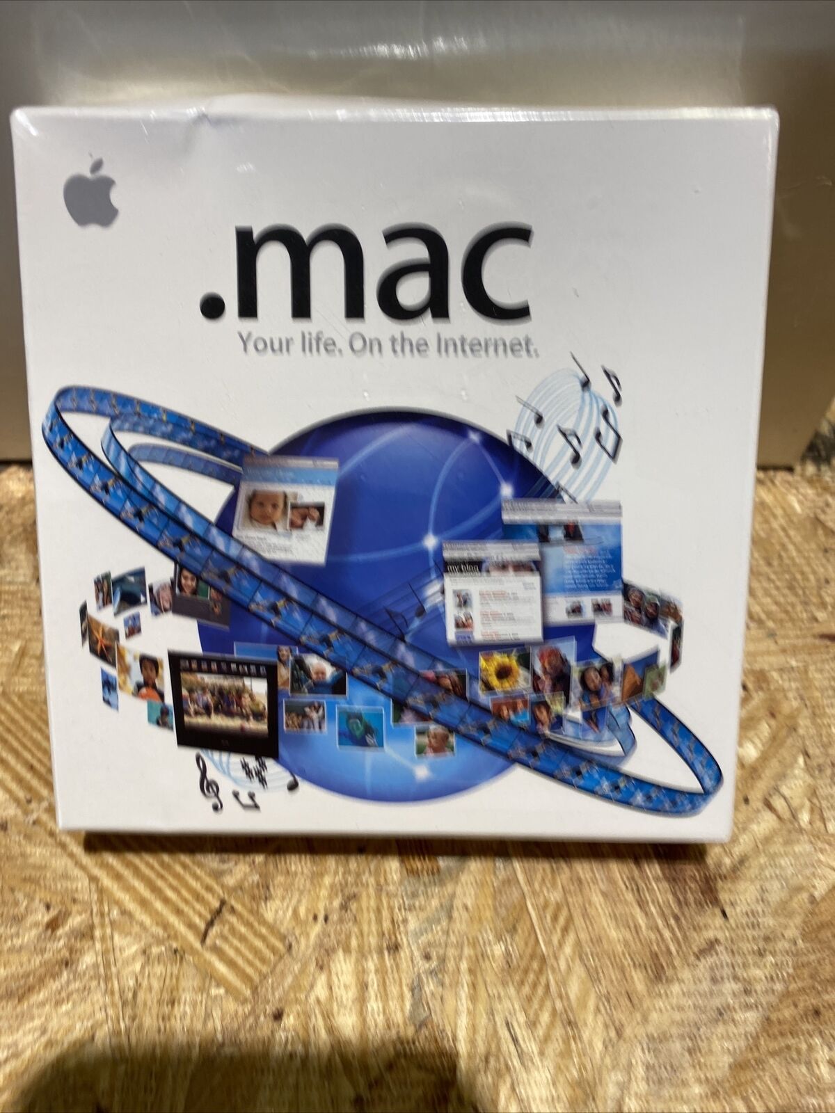 Apple Mac 5.0 Software Retail iPhoto iMovie \'08 Your life On the Internet