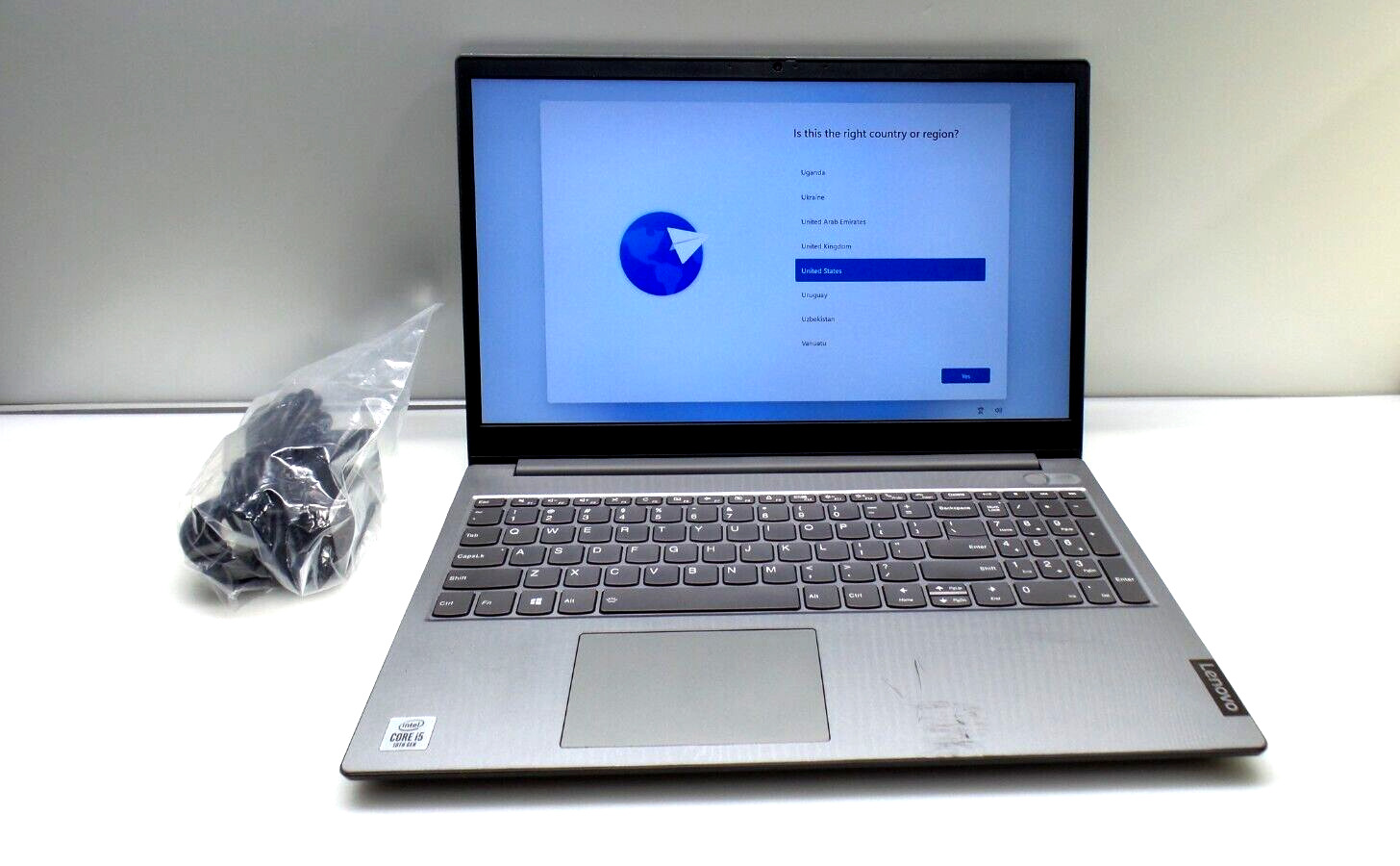 Lenovo ThinkBook 15 IIL 15.6” | i5-1035G1 1.0GHz | 8GB RAM 256GB SSD Win 11 Pro