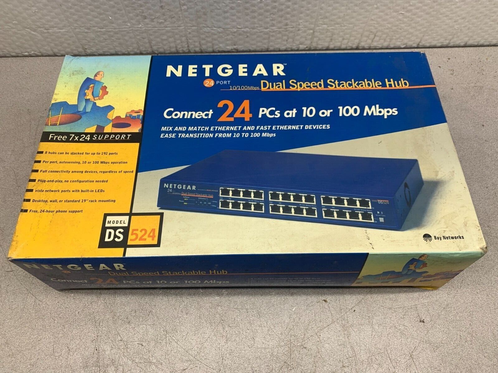 NEW IN BOX NETGEAR DUAL SPEED STACKABLE HUB DS524