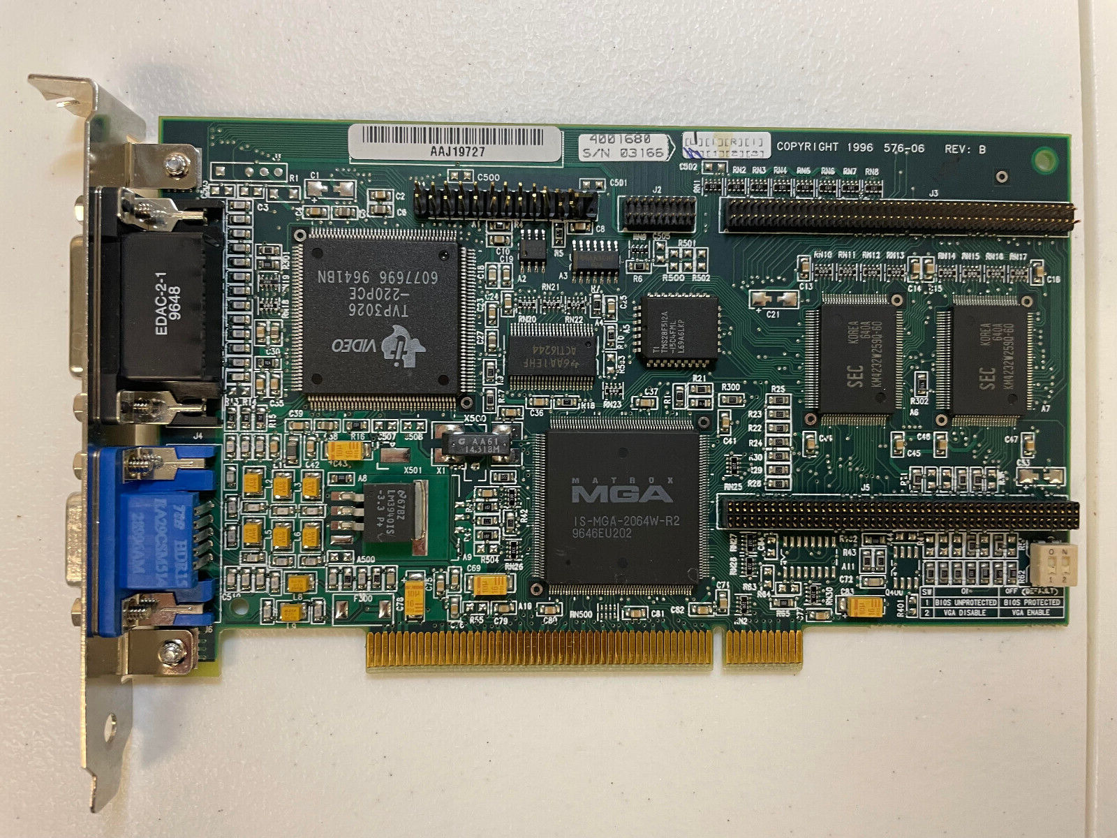 MATROX MGA-MIL/4N PCI VIDEO ADAPTER MGA IS-MGA-2064W-R2 #363
