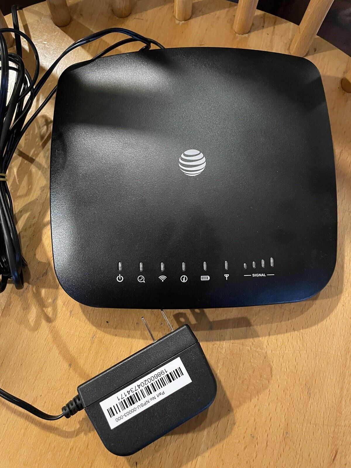 Netcomm Wireless Internet Router IFWA-40 4g LTE Wi-Fi Hotspot AT&T