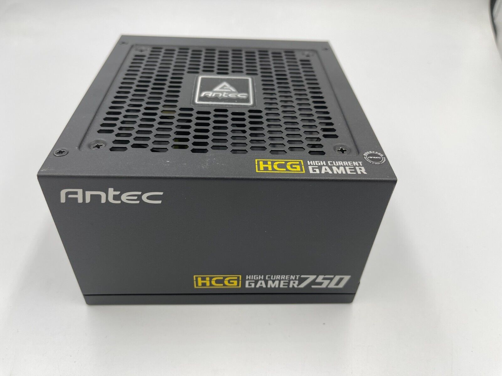 Antec HCG750 Gold power supply unit 750 W ATX Black 12V 2.4