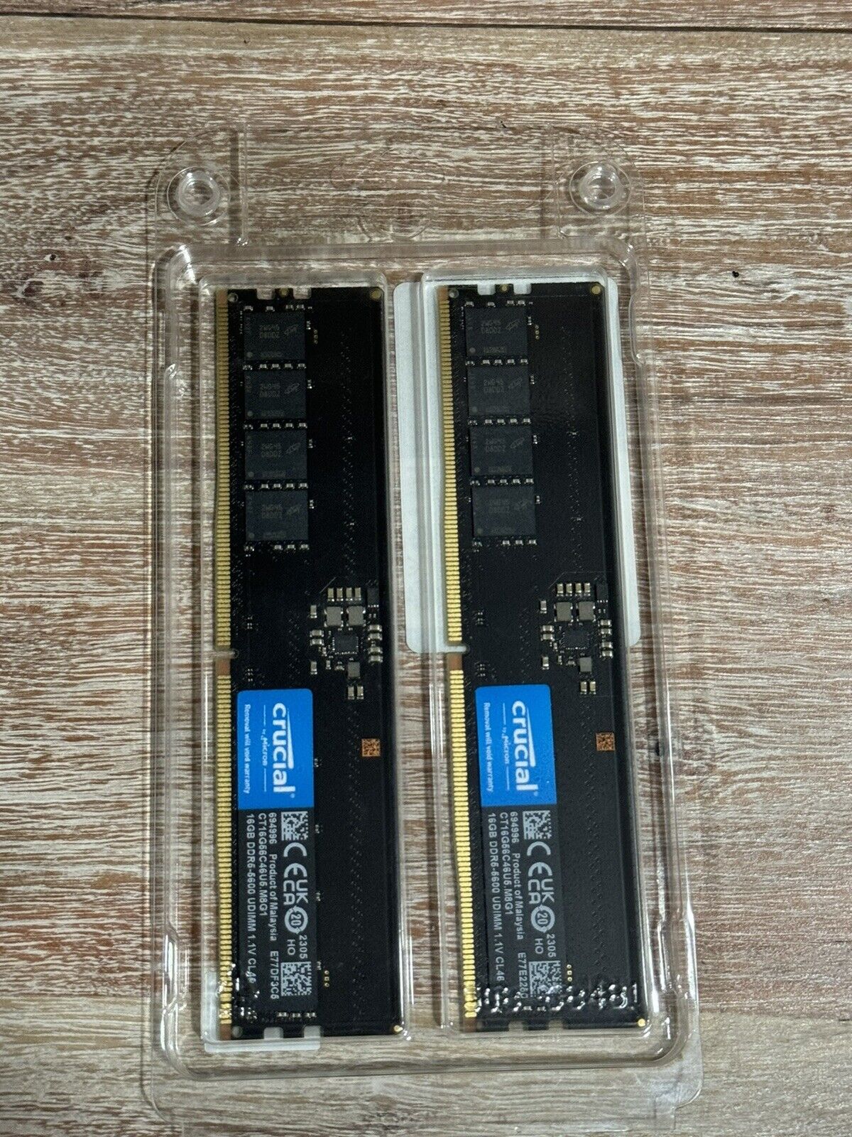 NEW Crucial Pro 32GB Kit (2x16GB) DDR5-5600 UDIMM