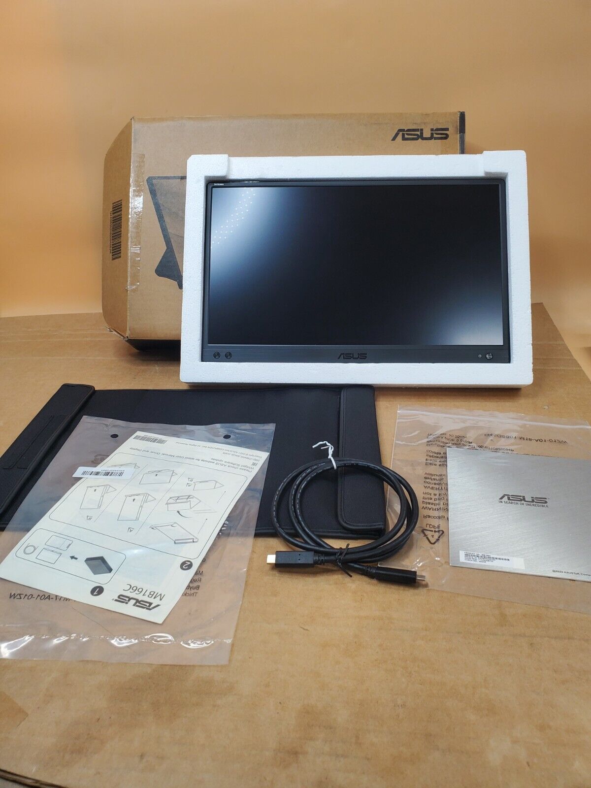 ASUS ZenScreen MB166C
