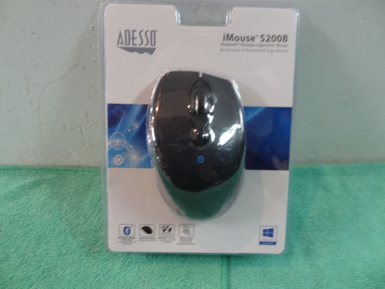 NEW Adesso iMouse S200B - Bluetooth Ergo Mini Scroll Mouse
