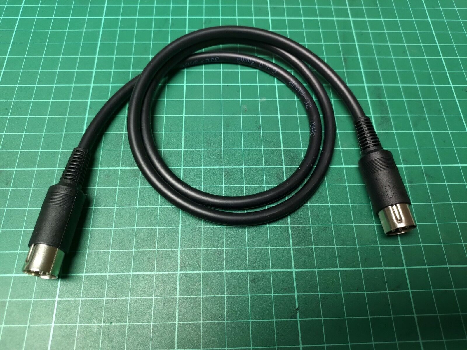 IEC Serial Cable for Commodore 64, C64