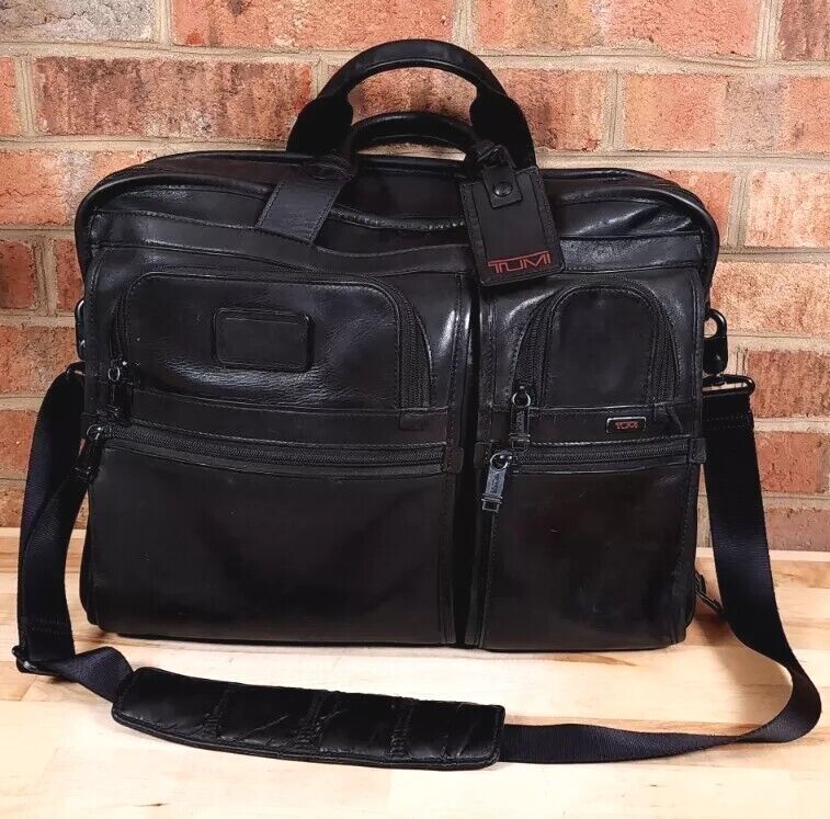 Tumi 96514DH T-Pass Black Leather Laptop Briefcase Bag Attache