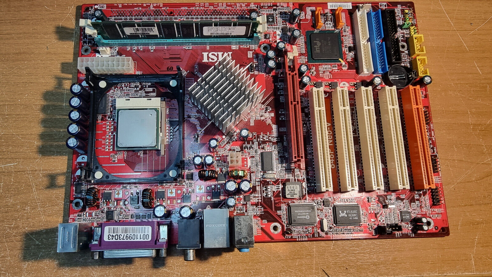MSI MS-6788 (848p Neo-V) + CPU + Ram