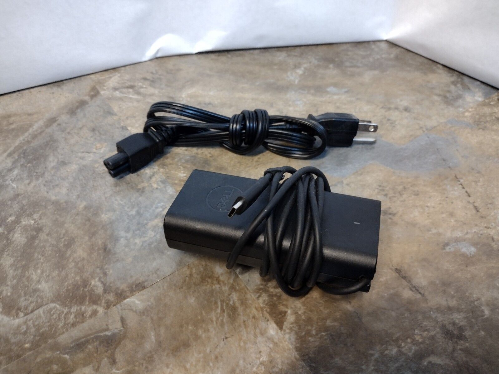 Genuine OEM Dell 65W USB-C AC Adapter Charger w/ Power Cord 0M1WCF 02WDR5