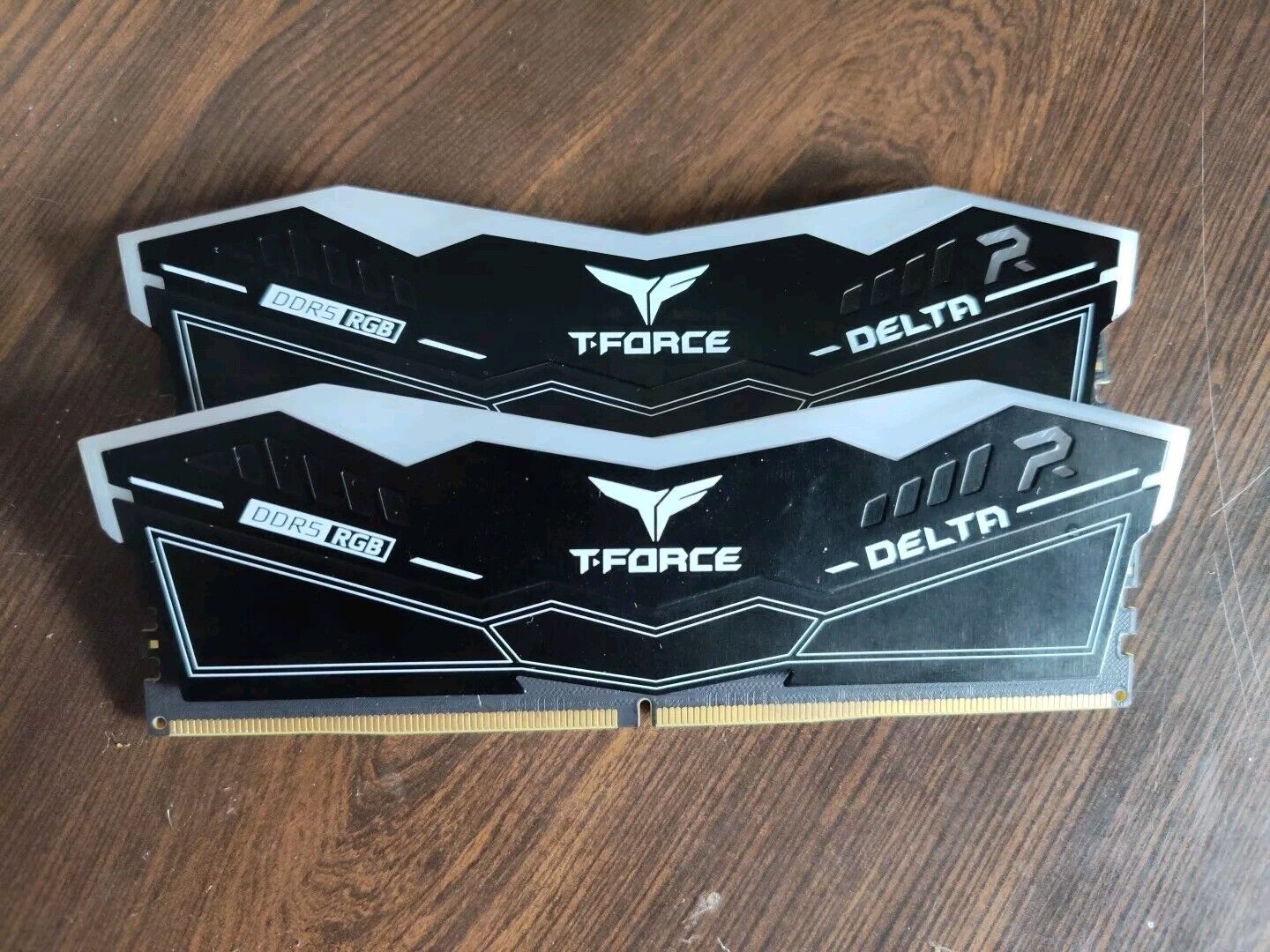 Teamgroup T-force Delta RGB DDR5 RAM 32gb 6400mhz