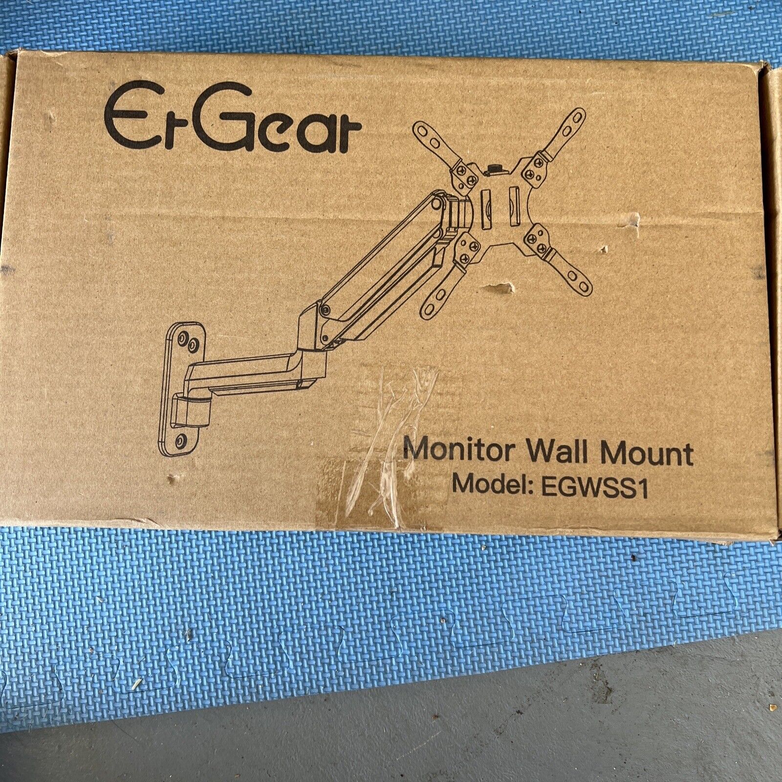 ErGear Monitor Wall Mount Bracket for 13 to 32 Inch Screens, Gas Spring Arm