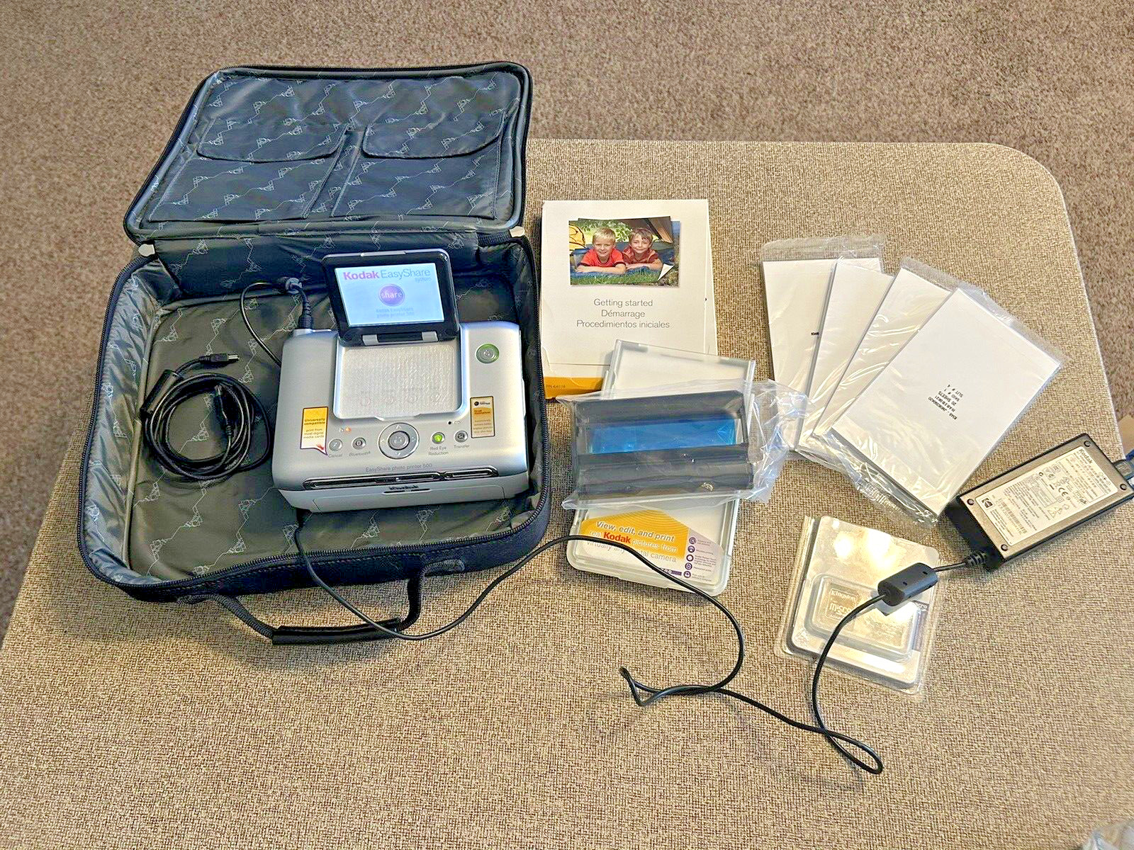 Kodak Easyshare Photo Printer 500 with extras. Powers on but untested