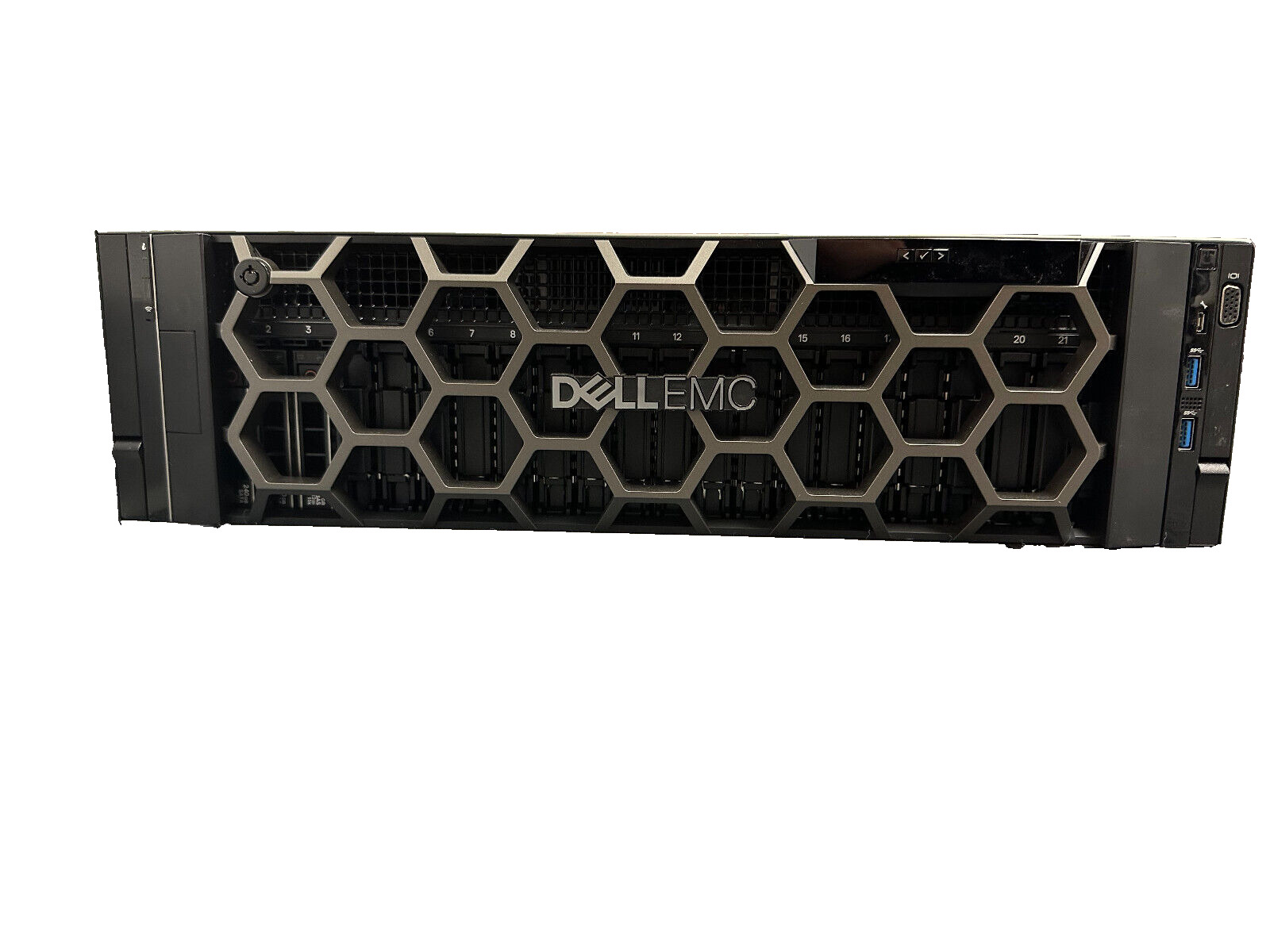 Dell PowerEdge R940 4x 20-Core Gold 6230 1.5TB Ram 2x240GB SSD 24-Bay 3U Server