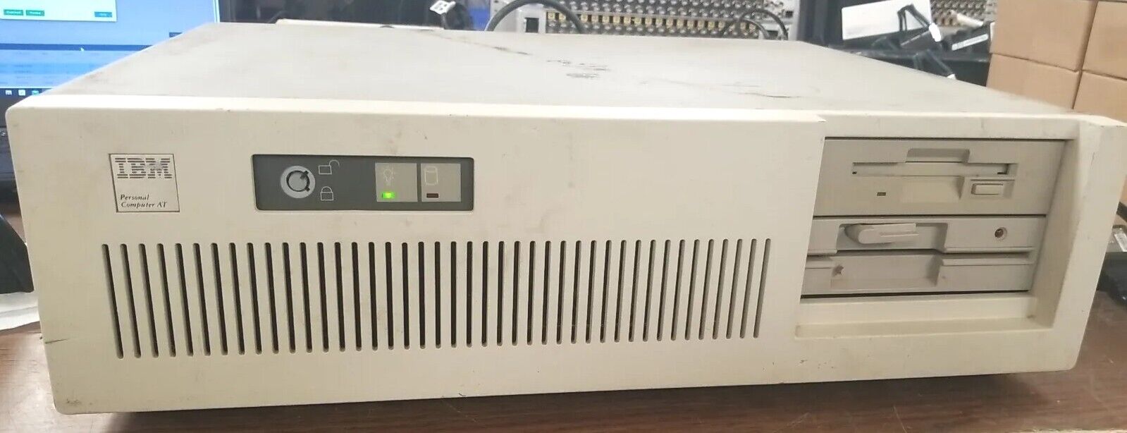 Vintage IBM 5170 Personal Computer AT  1984  - Powers On