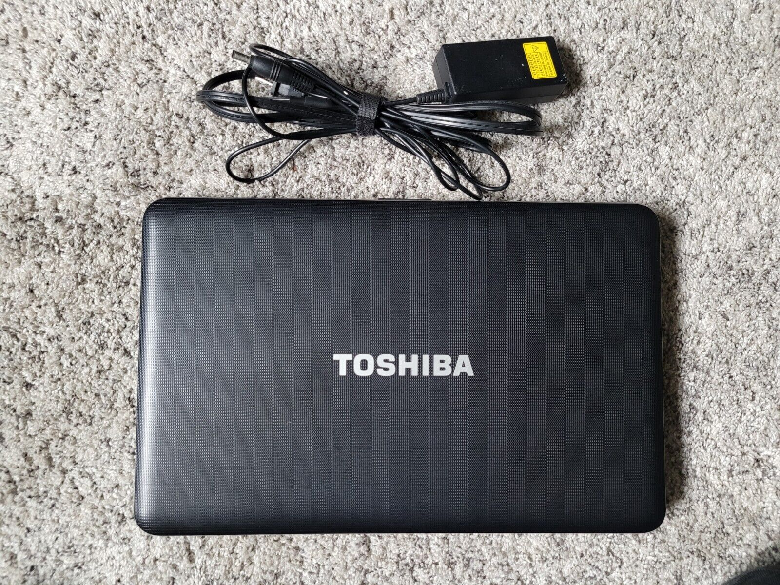 **Laptop For Parts Or Repair** Toshiba Satellite C855D-S5315 AMD 4GB RAM, NO HDD