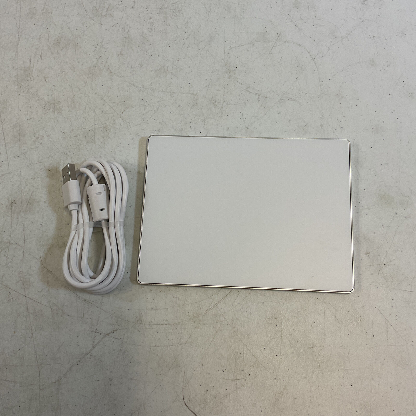 Seenda MOS400 White Silver Portable Ultra Slim Wired Trackpad With Manual