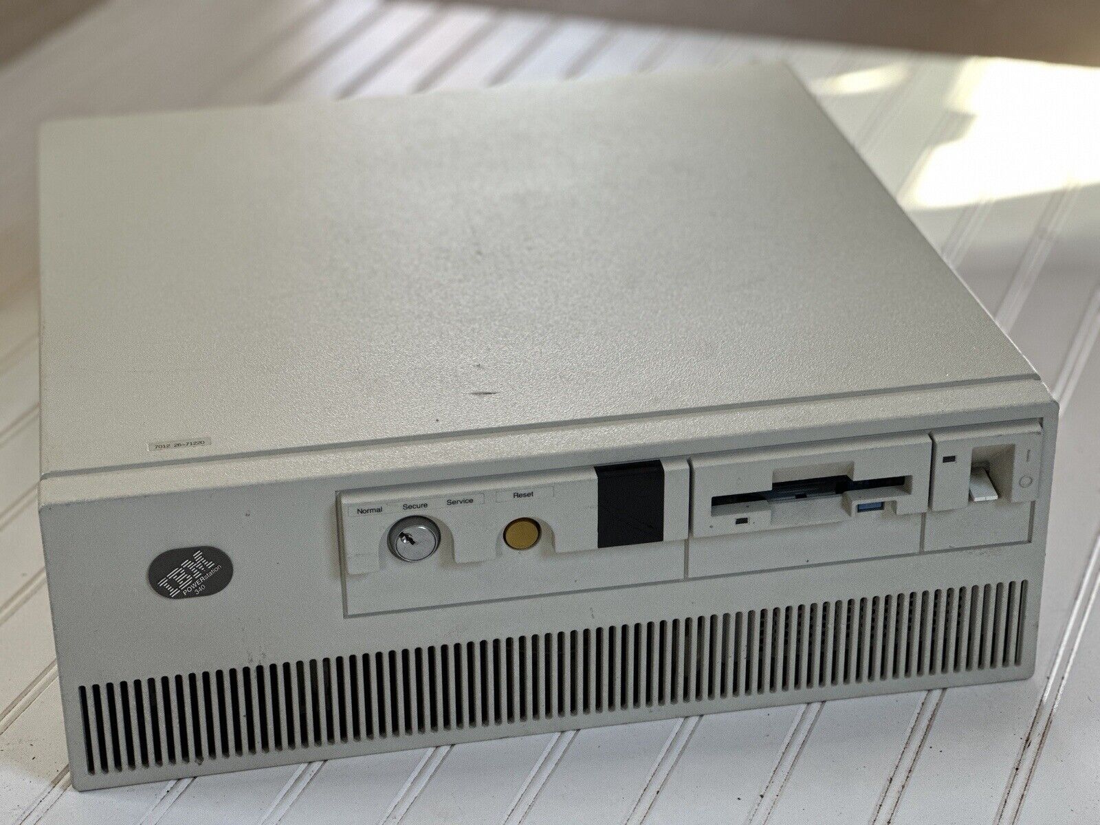 IBM RS/6000 340 Server (7012-340) Computer Desktop vintage PC Parts Or Repair