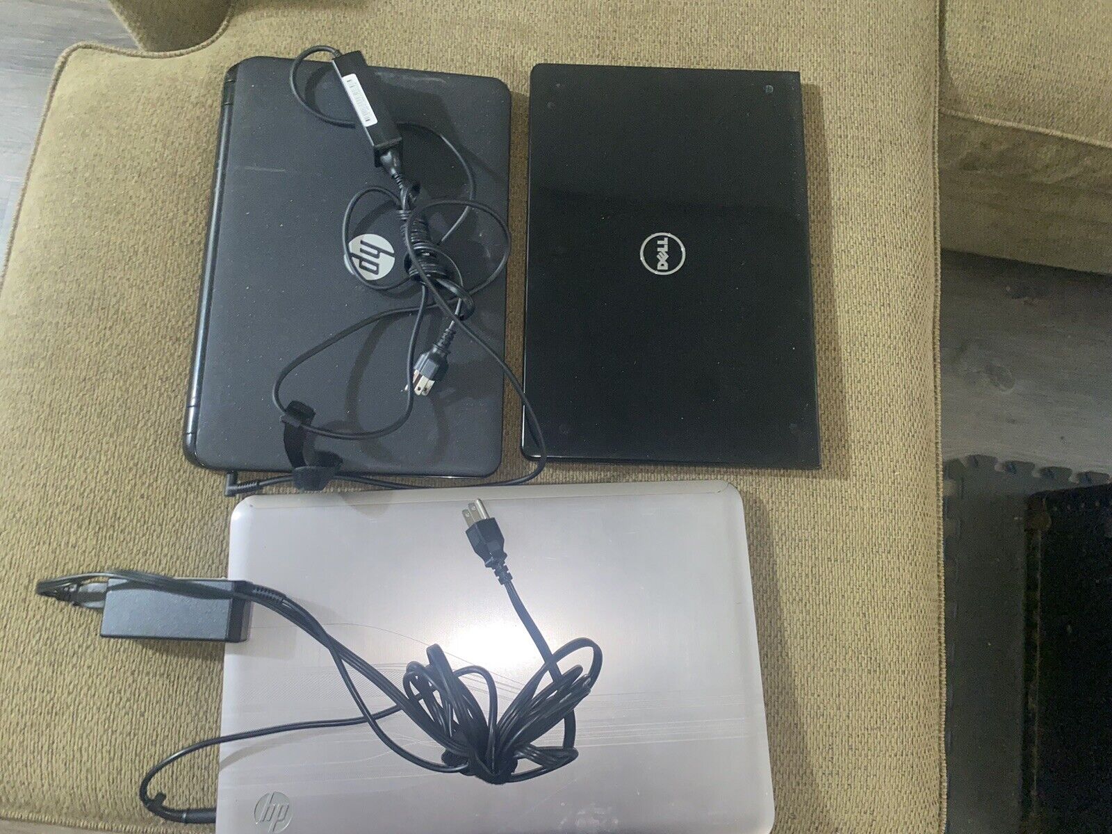 Used Laptop Computers PC - Lot of 3 - 2 HP 1 DELL Parts Only Possibly Working