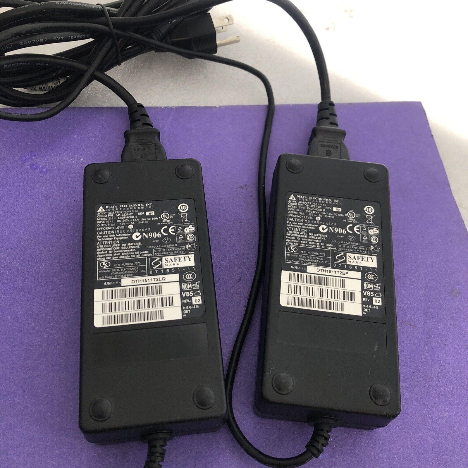 LOT OF 2X Delta Electronics AC/DC ADAPTER EADP-60KB B POWER ADAPTERS