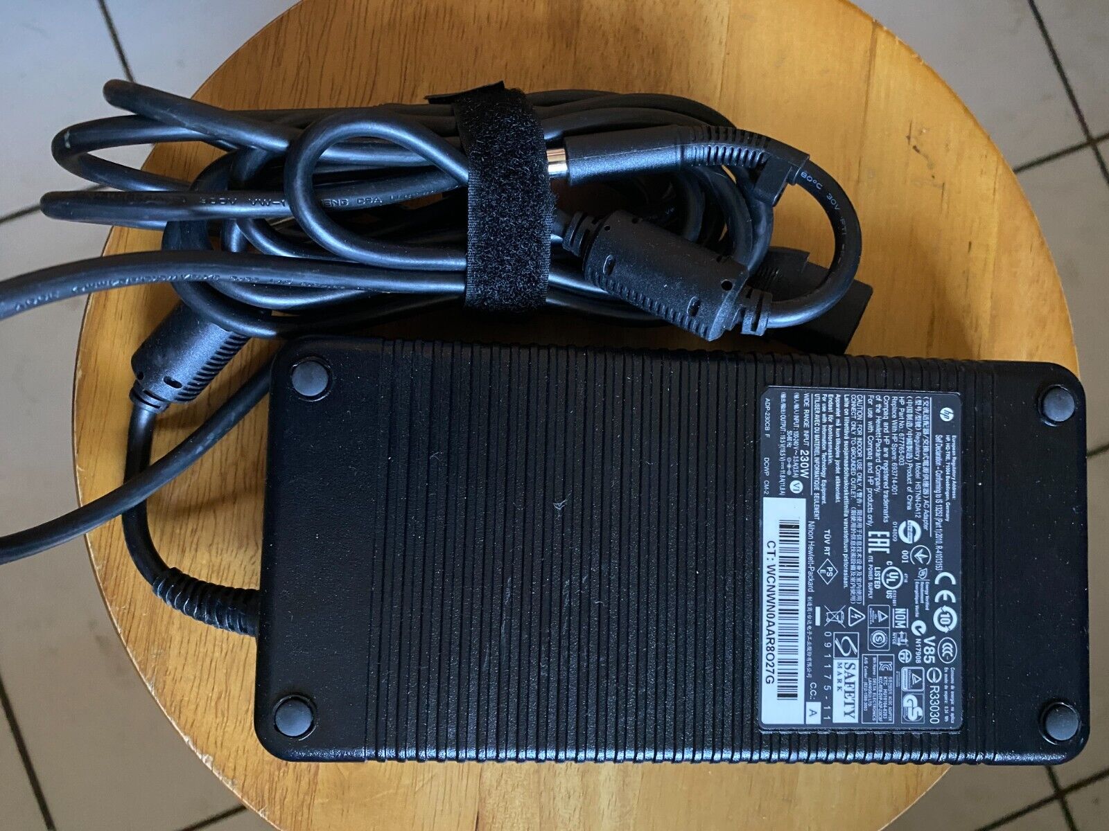 Original HP AC Power Supply Adapter 230W 19.5V 11.8A Genuine  HP with Large Tip
