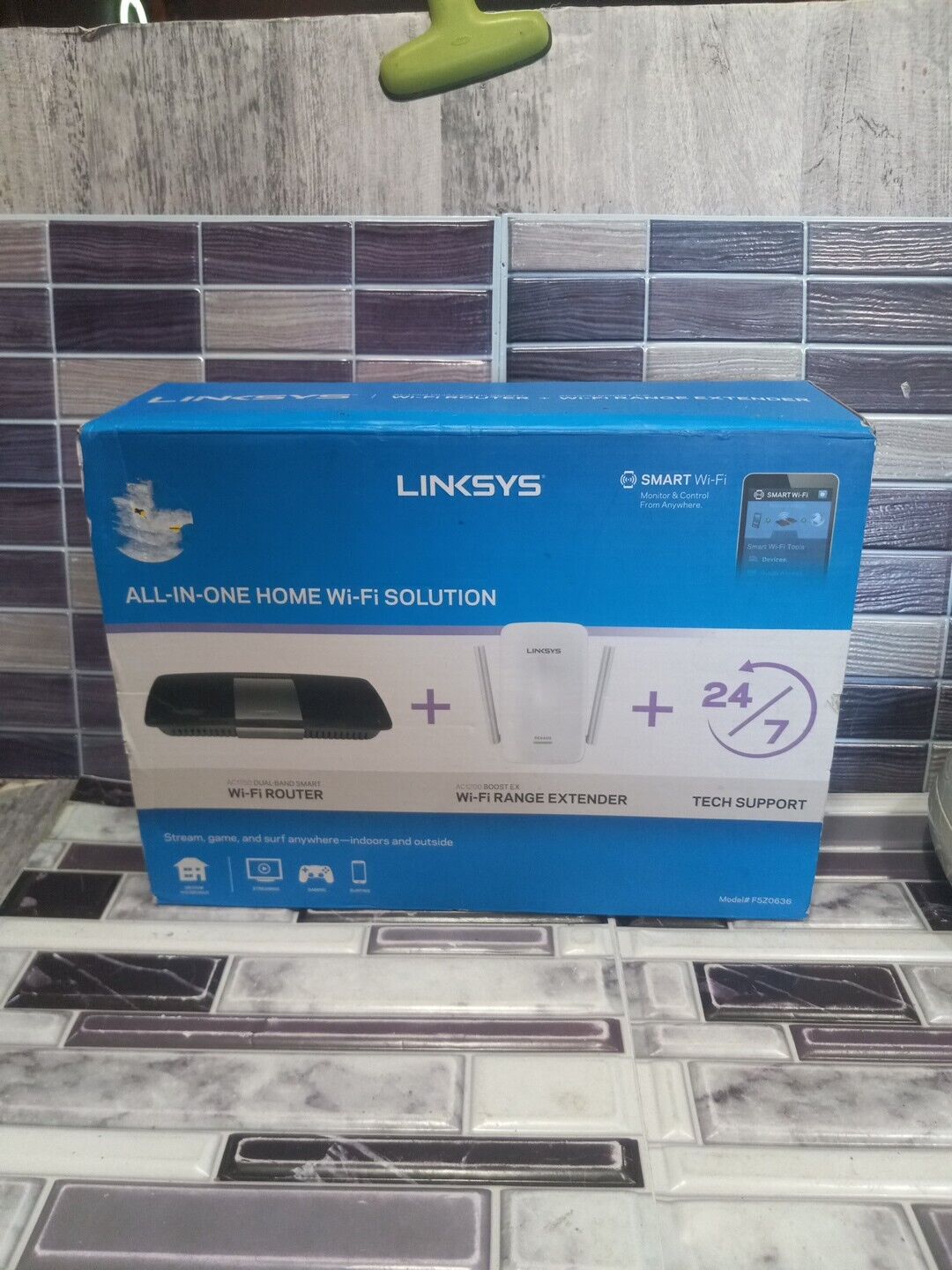 Linksys F5Z0636 All-in-One WiFi Solution w/ AC1750 Router & AC1200 Extender NOB