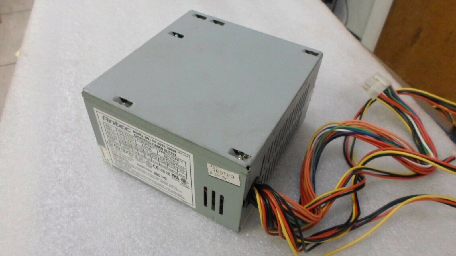 ANTEC PP-303X, 300W Switching Power Supply