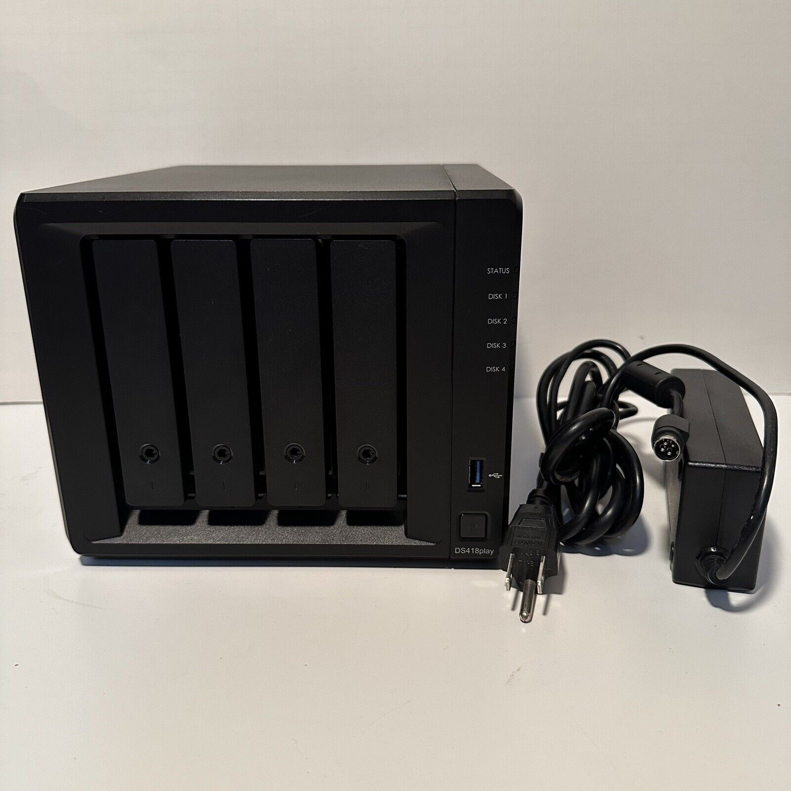 Synology DiskStation DS418play 4-bay NAS Untested