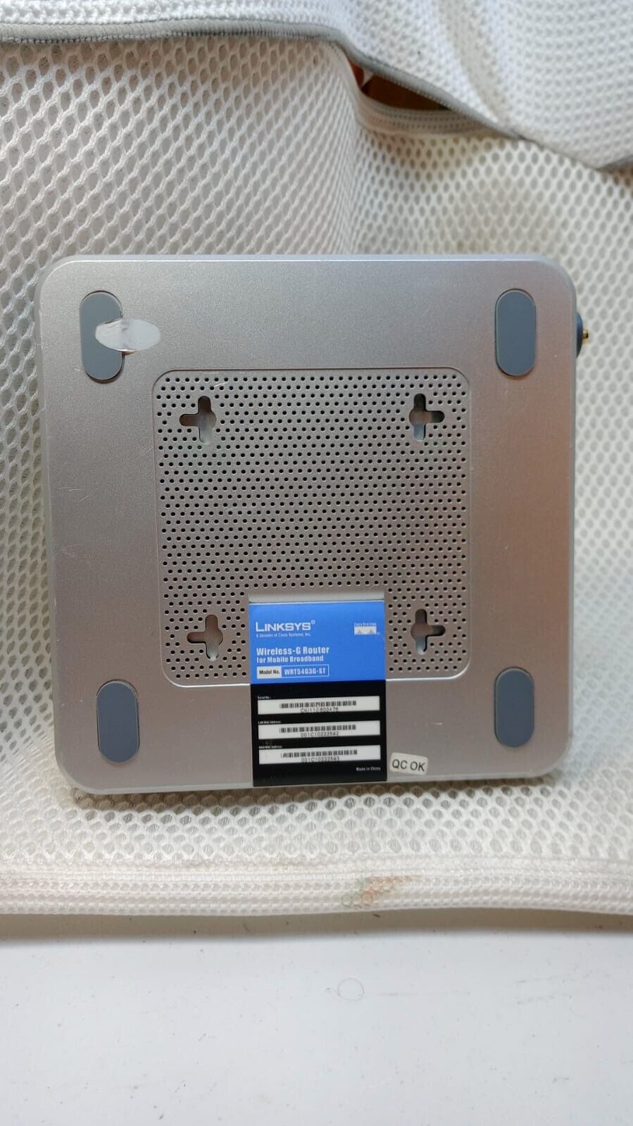 Linksys Vonage WRTP54G 3 Mbps 4-Port 10/100 Wireless G Router