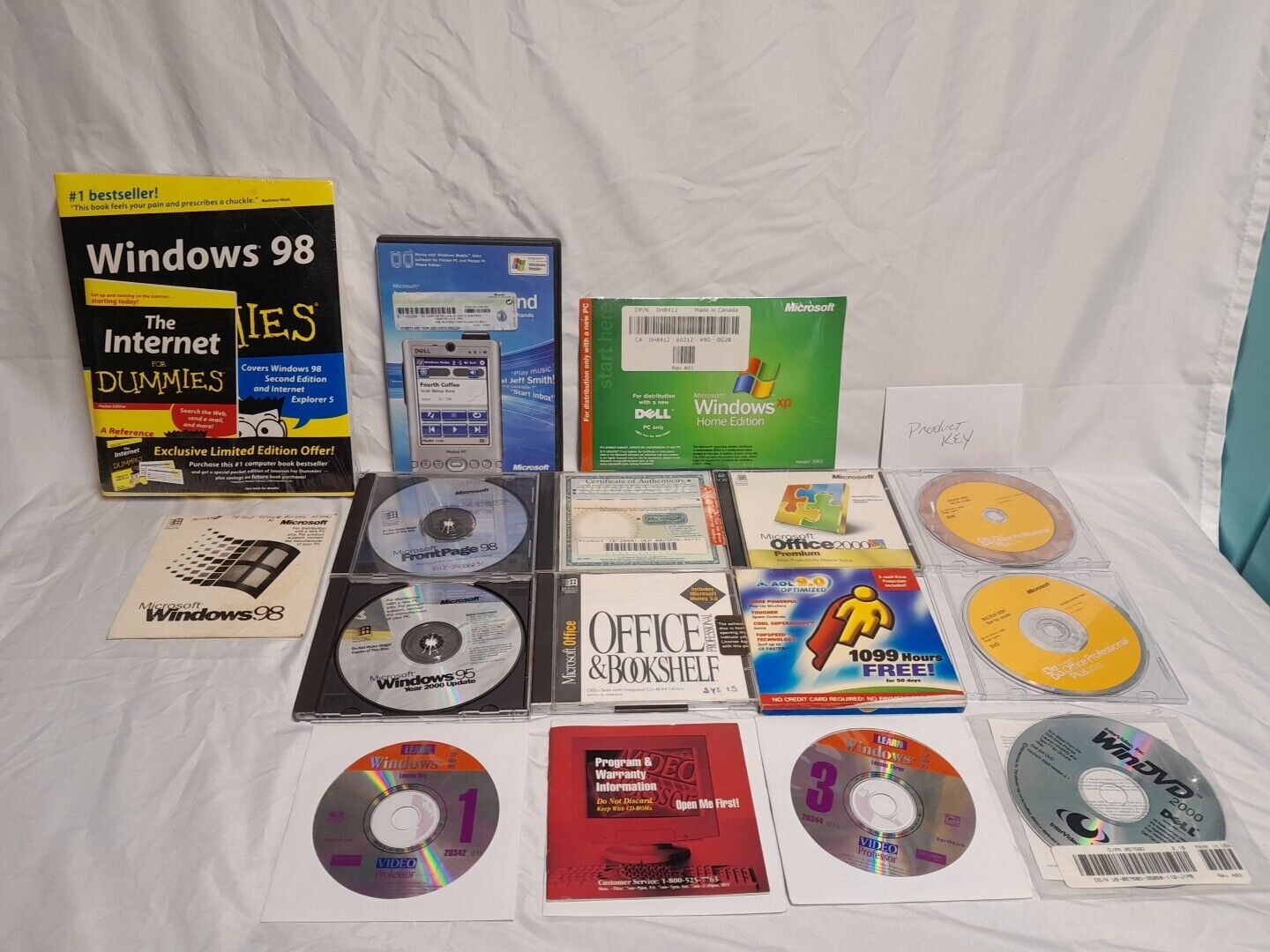 CD-ROM PC SOFTWARE lot of Mixed Disks Books And Programs