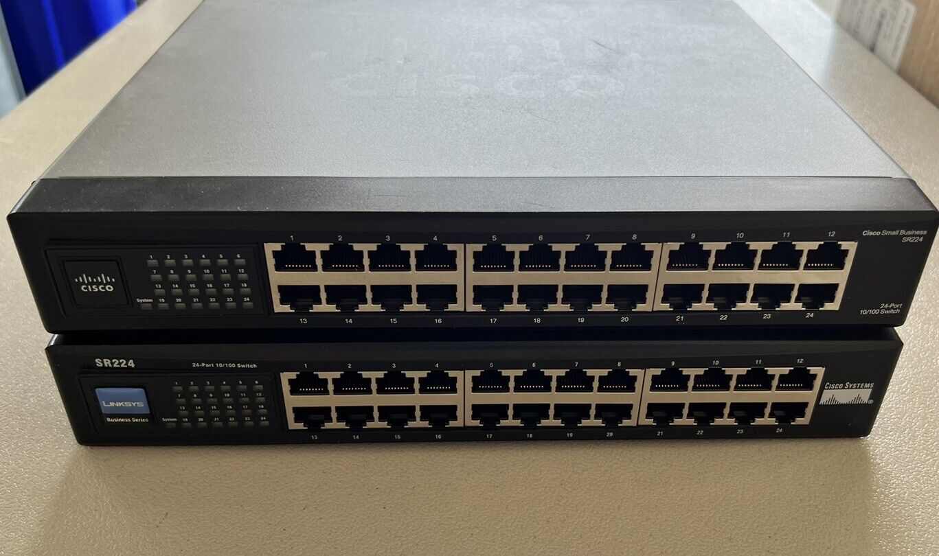 Cisco/LinkSys Sr224 V2 24 Port 10-100 Switch