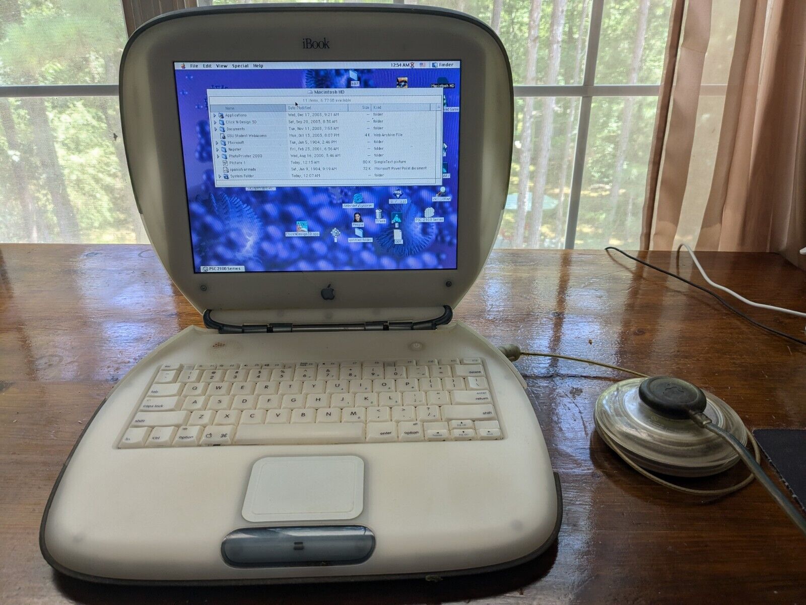 Apple iBook G3/466 M6411 | Apple Mac OS 10.3.9 Graphite Clamshell