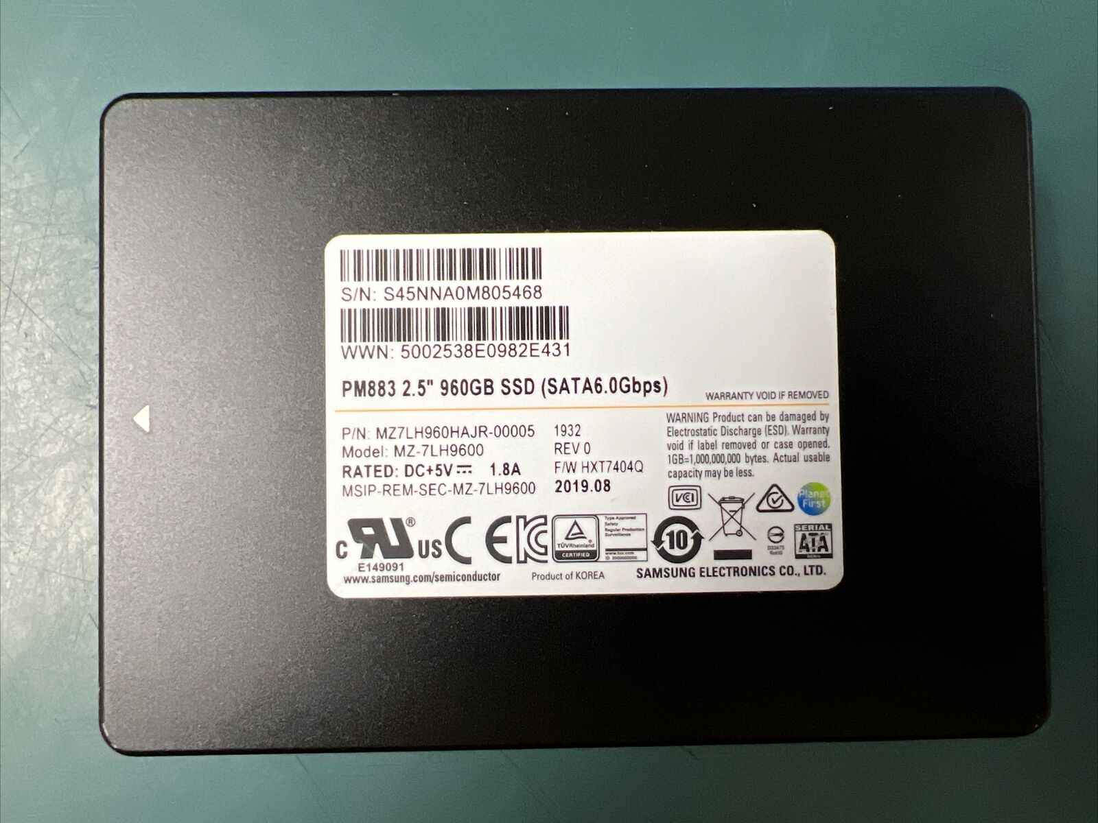 Samsung PM883 960GB SSD 2.5 SATA III 6Gbps MZ7LH960HAJR-00005 MZ-7LH9600