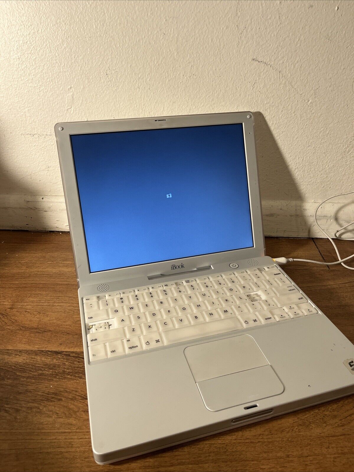 Apple Macintosh iBook G3 14\