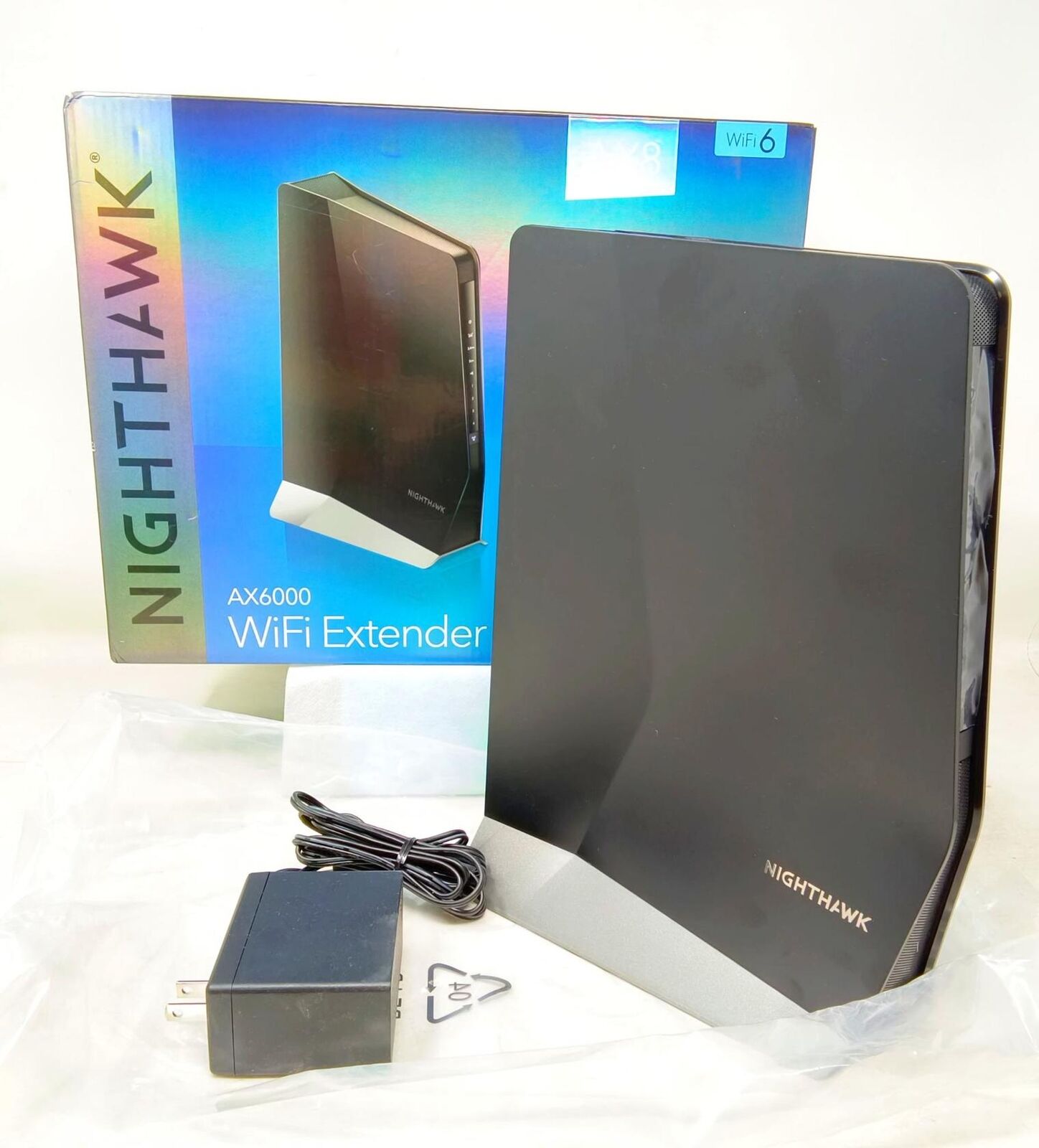 NETGEAR Nighthawk AX6000 8-Stream WiFi Mesh Extender AX8 - Up to 6Gbps