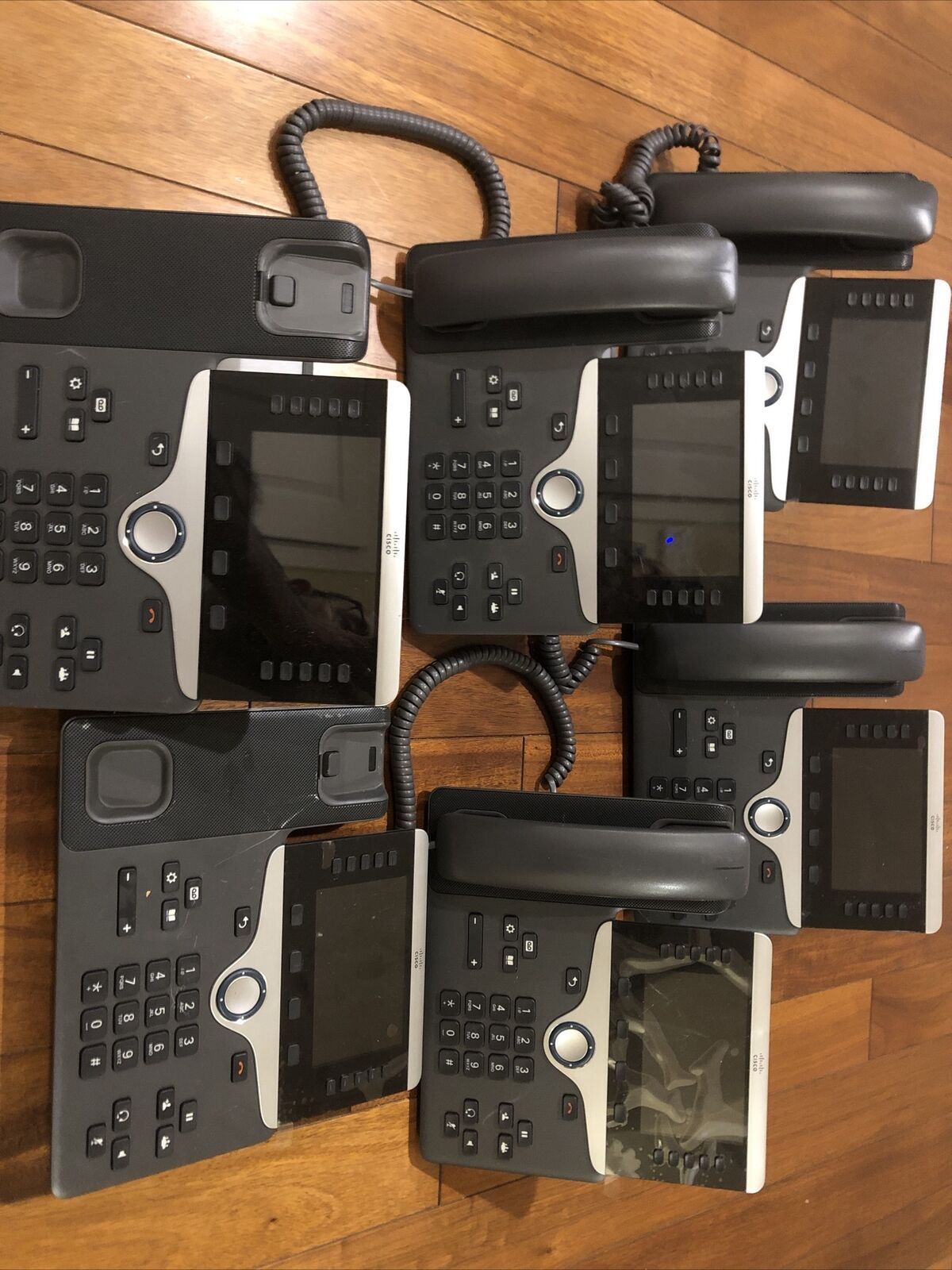 Lot/Bundle of (6) Cisco 8841 CP-8841-K9 VoIP IP Business Phone - Charcoal