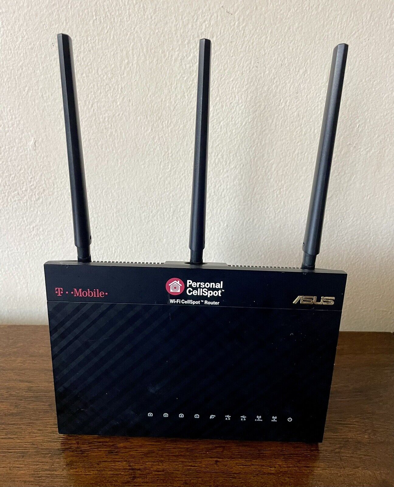 T-Mobile TM-AC1900 ASUS Personal CellSpot Wi-Fi Dual Band Wireless Router