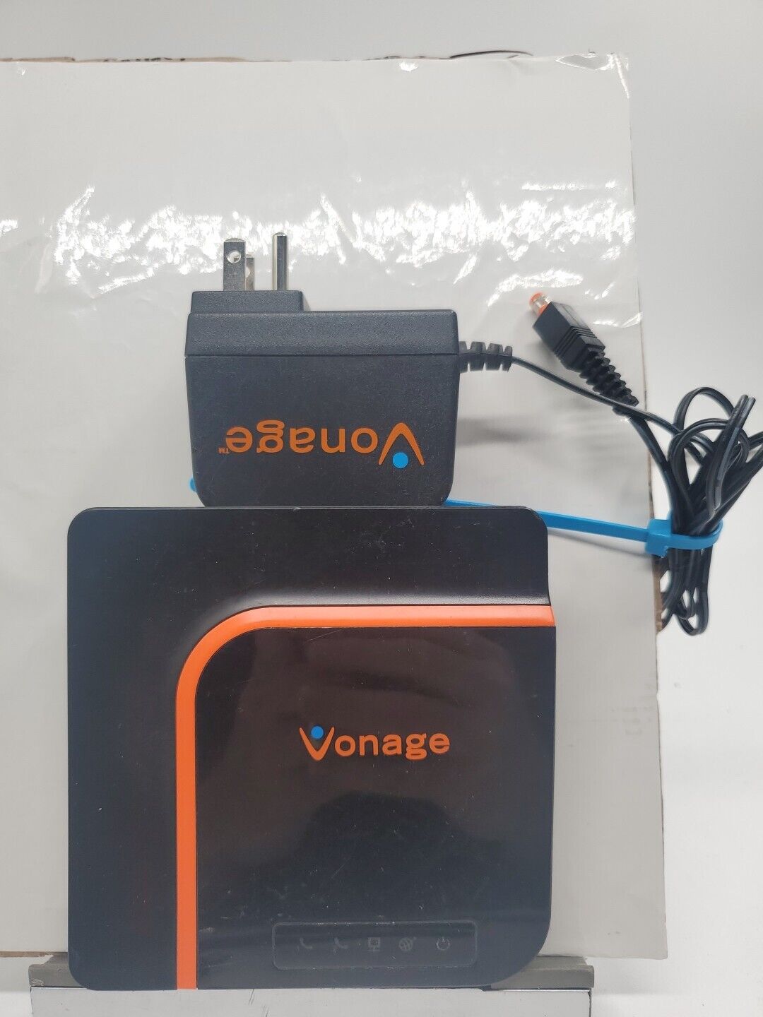 VONAGE Model VDV22-VD Internet VOIP Digital Phone Service Adapter. W/ AC Power