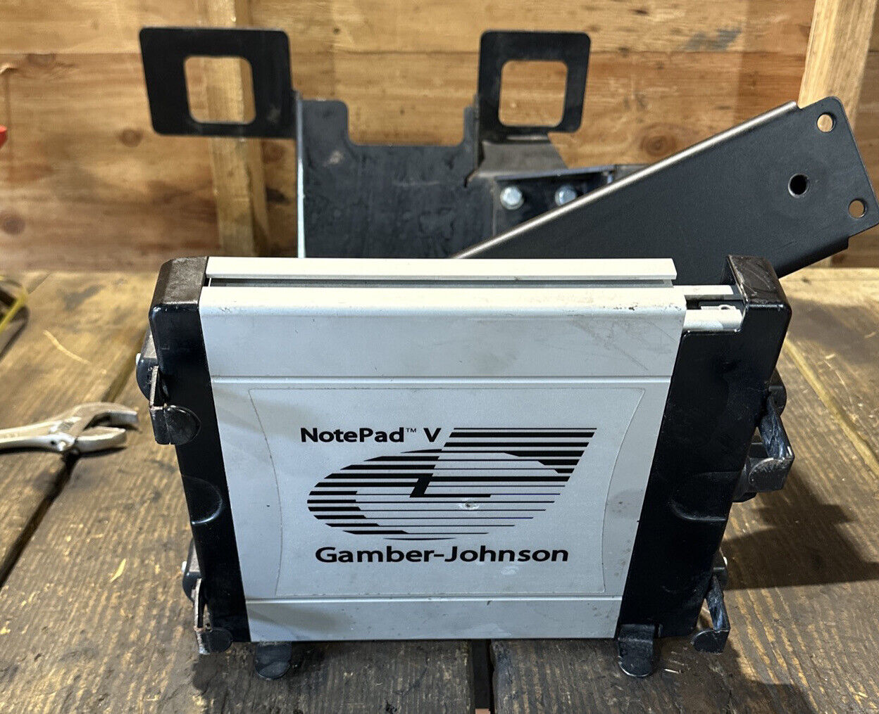 Gamber Johnson Notepad V docking station mount bracket with cradle Laptop Mount