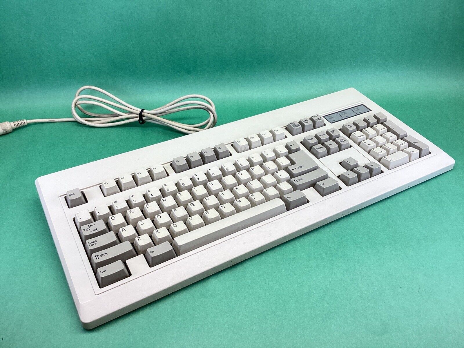 VINTAGE NMB Technologies RT6255T+ 5-Pin Wired Keyboard
